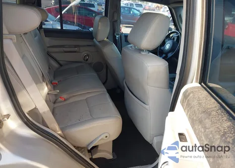 2007 Jeep Commander Limited z USA, uszkodzony, nr VIN 1J8HH58277C636267